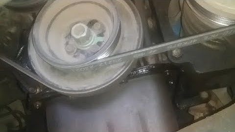 Engine oil leakage/ Crank and Cam oil seal replace