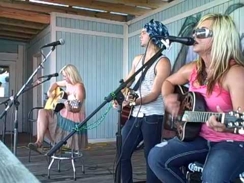 Shades of Green - Meagan May & Elise Thornton sing...