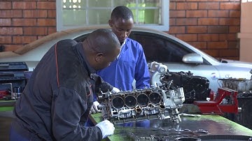 Rwanda Polytechnic - Automobile - Level 3 - Cylinder Head & Accessories - 2 of 4