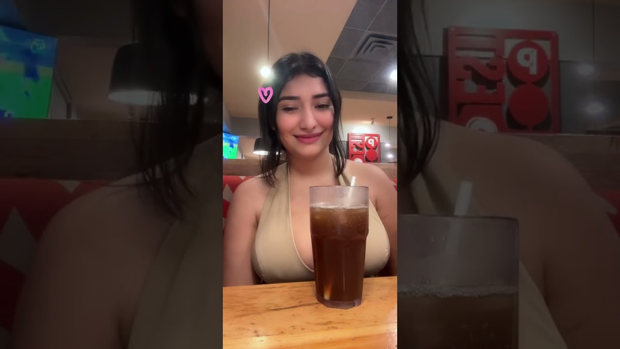 Curvy Latina 🩷 TikTok Live 🍒🔥@Vxlentin.aa 
