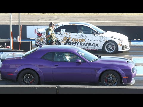 Audi RS3 vs Hellcat