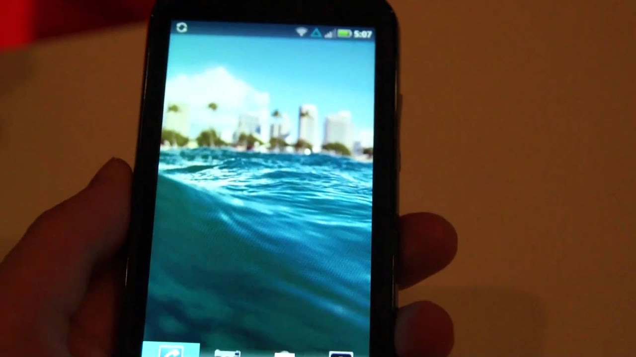DROID BIONIC by Motorola Hands-on at CES - YouTube