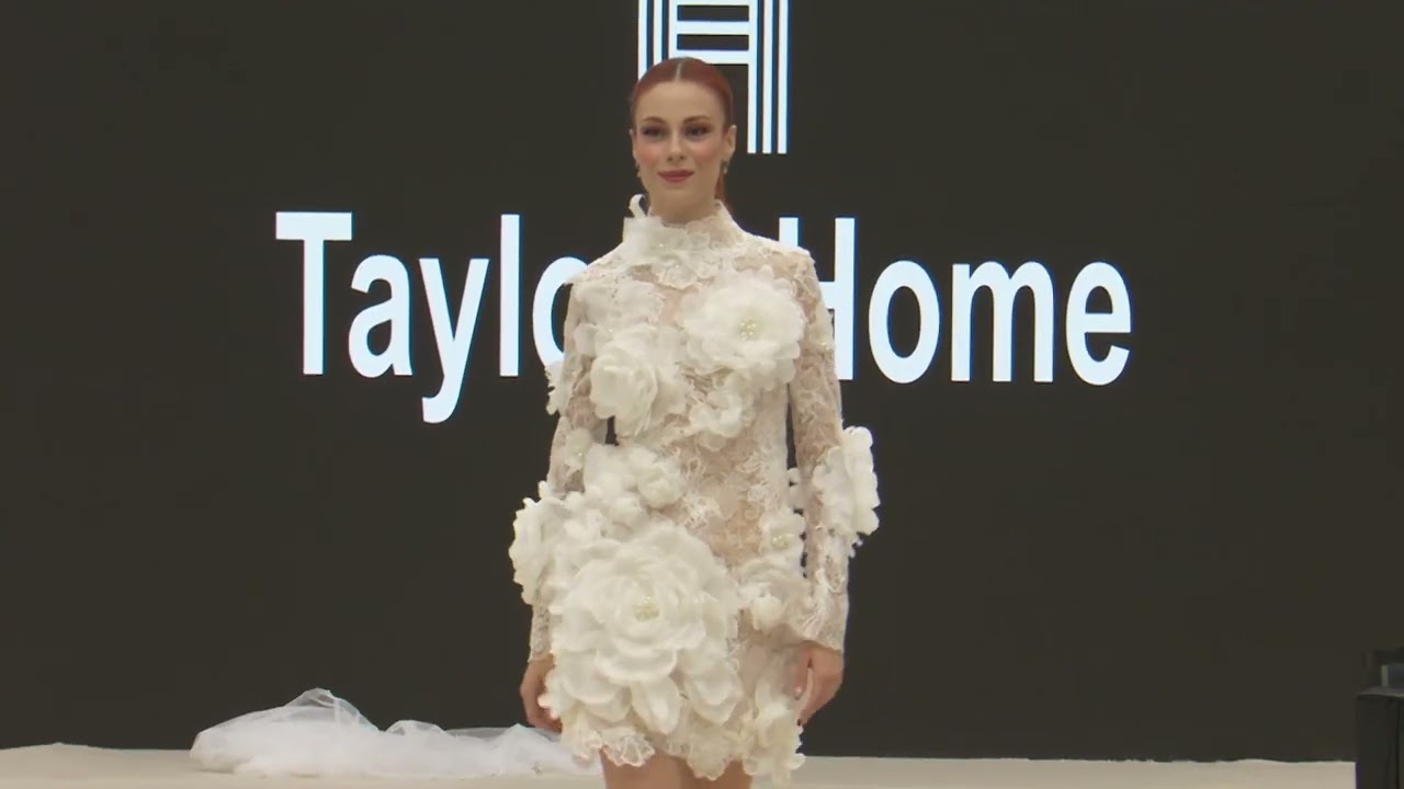 TAYLORS HOME DEFİLE