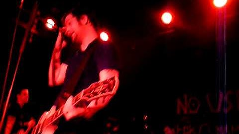 No Use For A Name Live @ Bordeaux 02/02/09 Iron Maiden Cover (the trooper)