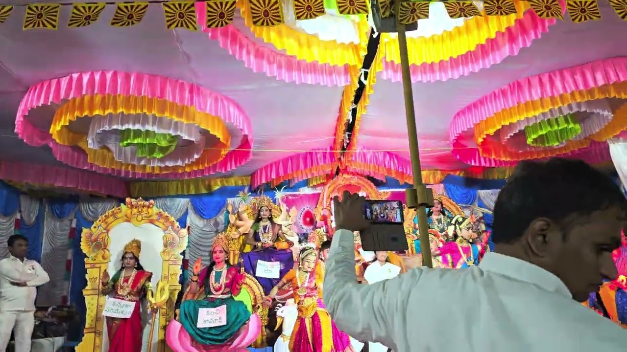 శంభో శంకర అని మహాశివరాత్రి శుభాకాంక్షలు తెలియజేసిన శ్రీ వేదనాట్యమండలి పిల్లలు 