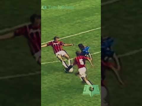Video Lutto nel mondo del calcio, addio a Franco Baresi: Milan commosso, un capitano per sempre