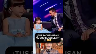 ¿TUS PADRES USANMUCHO EL CELULAR?📱 🤯🤣 #monetizafacebook #humor #amorpropio
