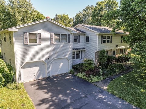 26 Thorntree Circle, Penfield, NY home video tour