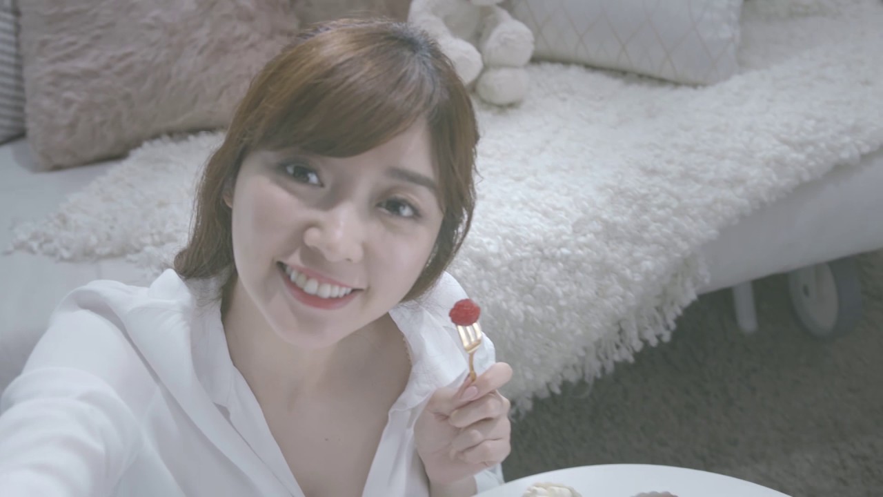 莎薇 居家自拍篇 (Free Up無鋼圈Bra)