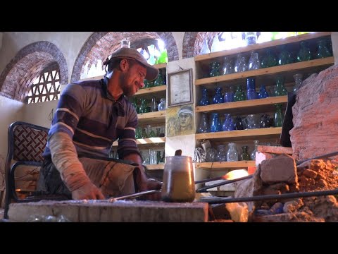 الحياة تبعث من جديد في مقابر المماليك في القاهرة 