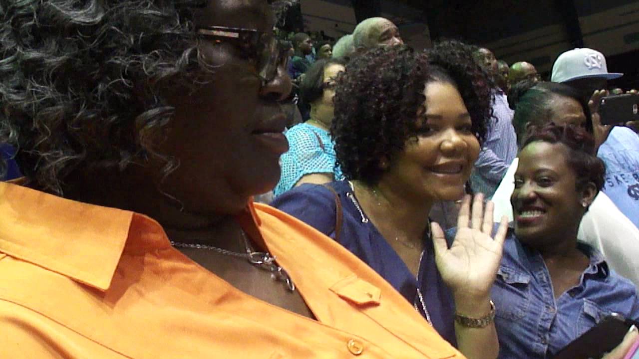 Jaccaria's Class Processional - YouTube