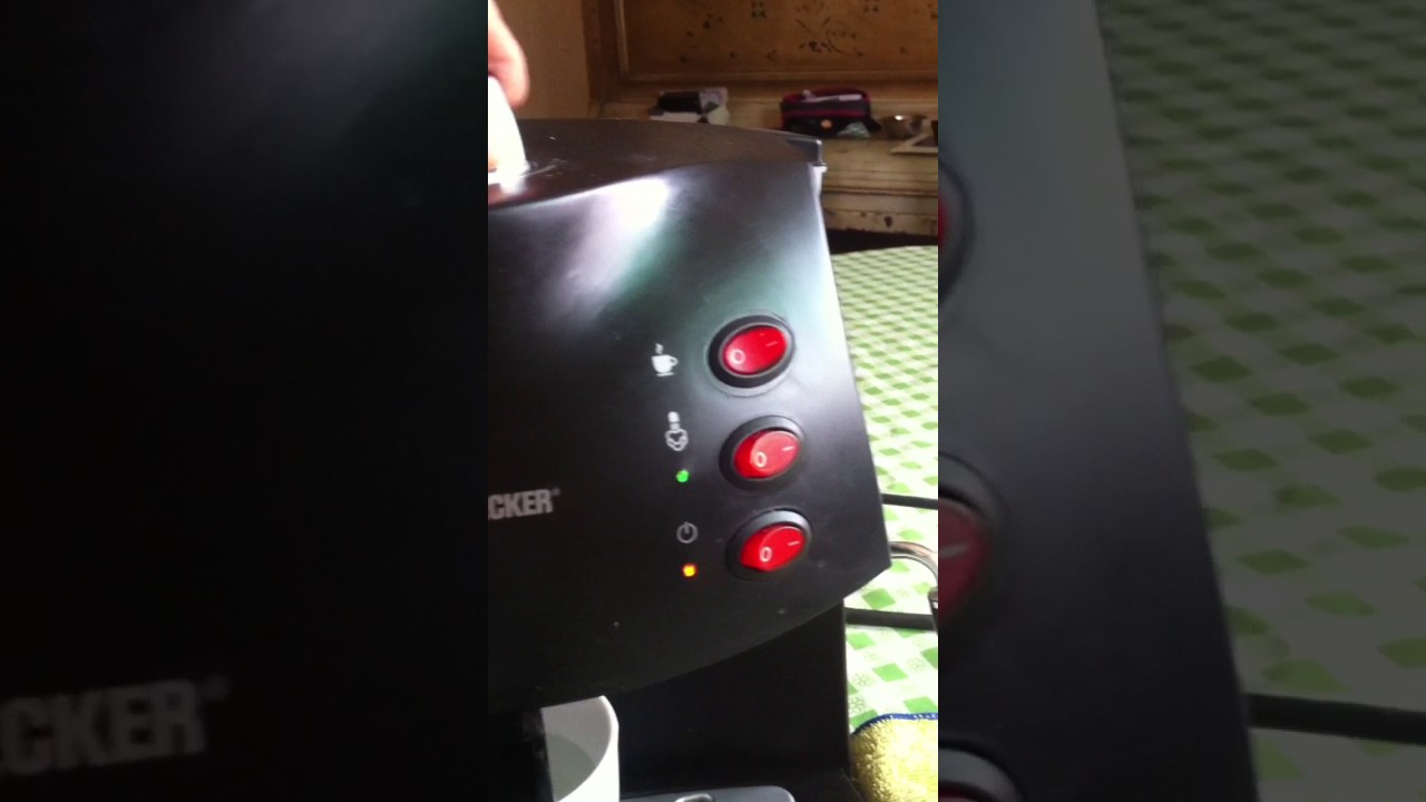 Cafetera black and decker em200bmx - YouTube