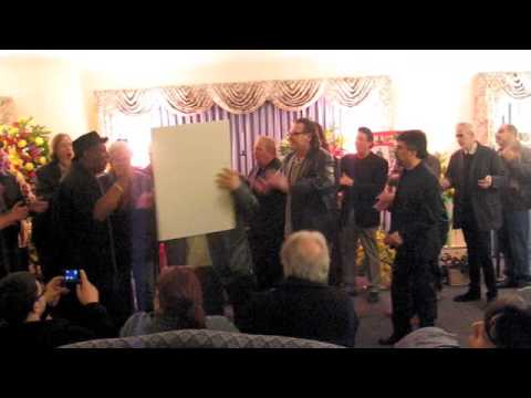 Freddy Frogs Memorial Service 3/14/2009 a Celebrat...
