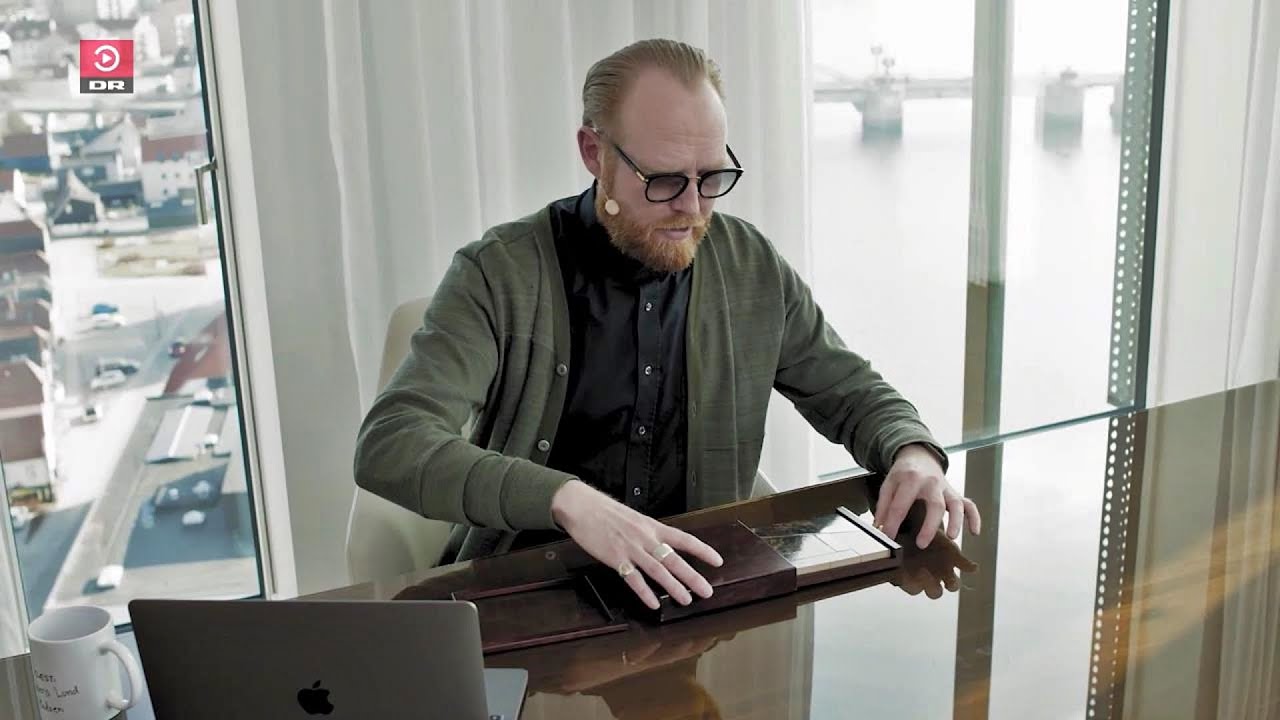 Jan Hellesøe med Puslespil