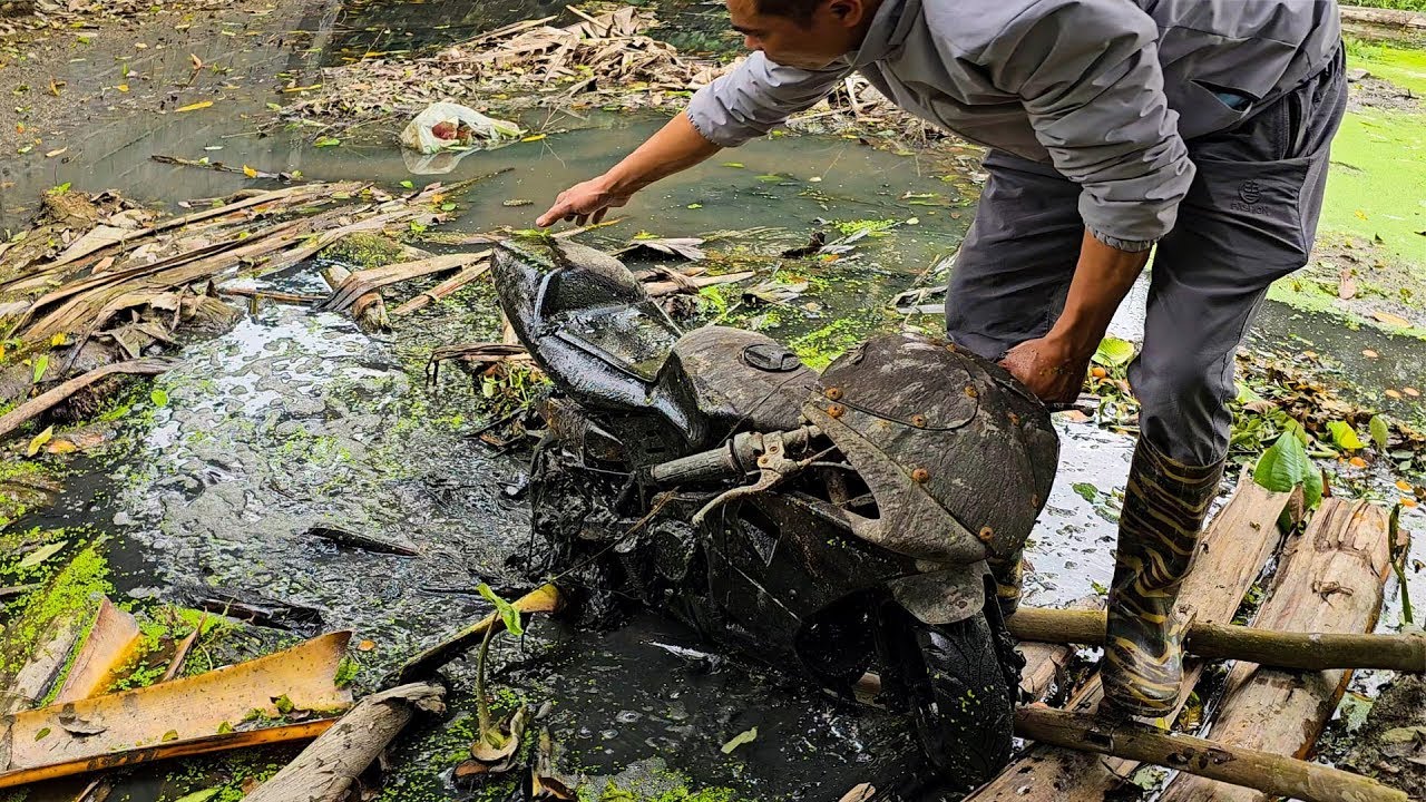 Спасение и восстановление мотоцикла из грязи 🛠️✨