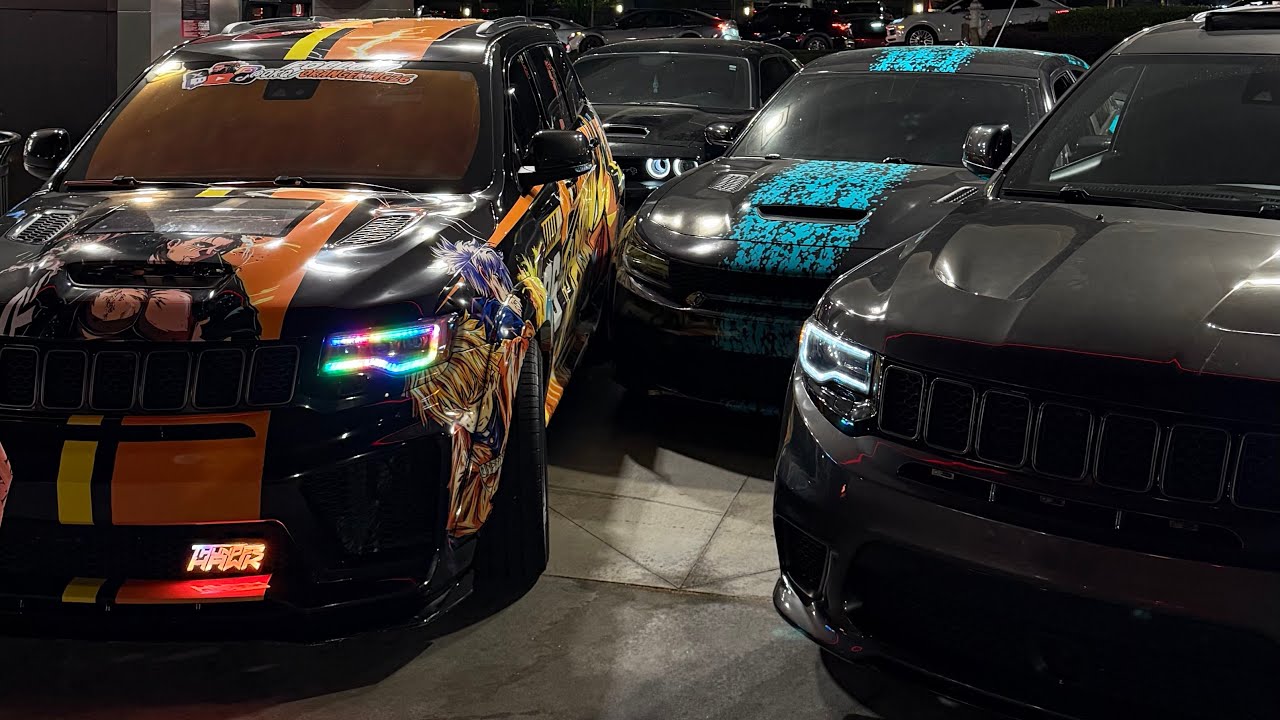 2 HELLCATS & 2 TRACKHAWKS TERRORIZE DOWNTOWN ATLANTA - YouTube