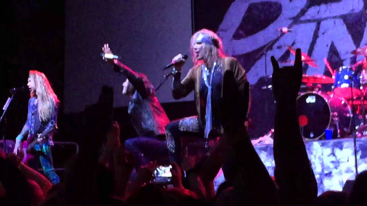 Steel Panther feat. Myles Kennedy Highway to Hell (AC/DC cover