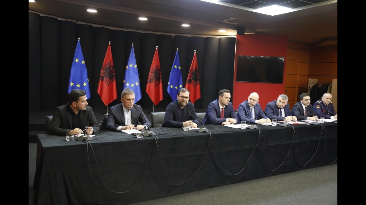 🔴🟡🟢 Situata e akseve rrugore në vend dhe disa të vërteta që nuk dalin nëpër tenxheret mediatike👁️‍🗨️