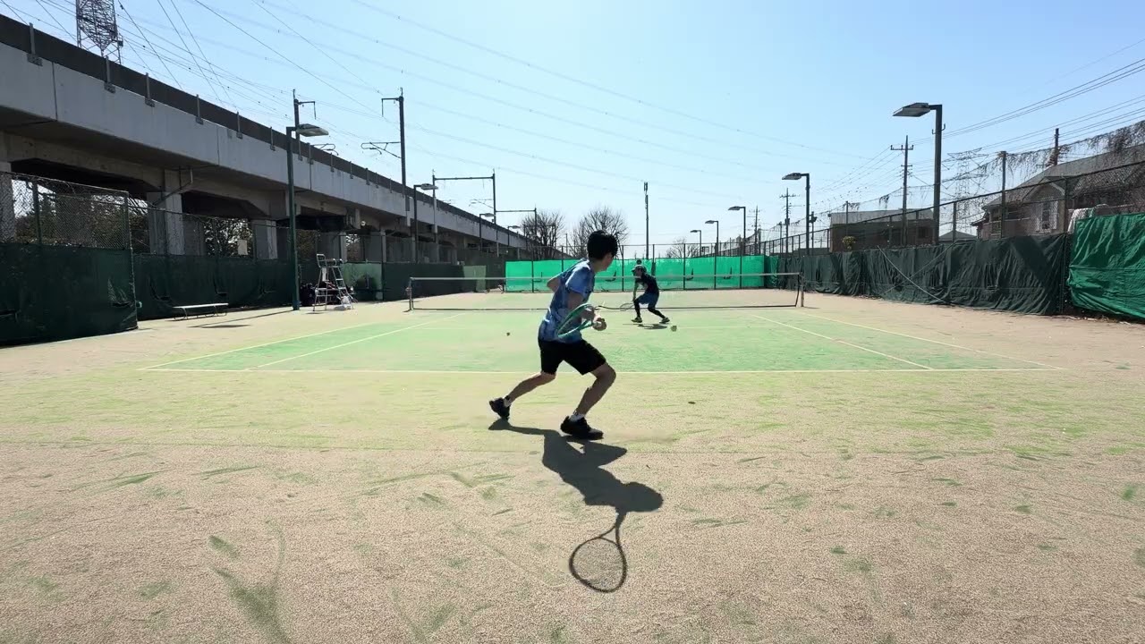 労働者の休日　テニスが生きがい。