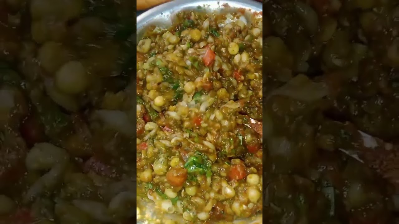 Delhi Style Chhole Kulche Recipe | Street Style at Home