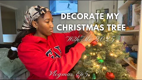 Decorate my Christmas Tree With Me | VLOGMAS DAY 5
