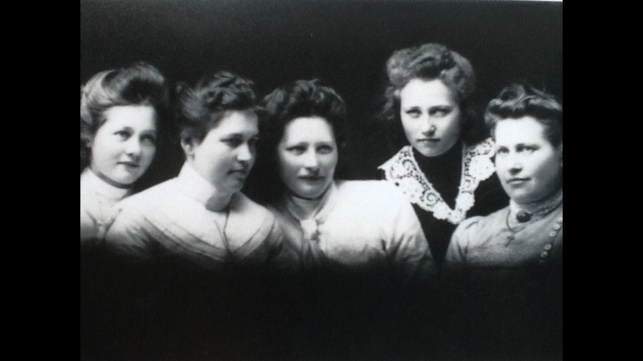 Søstrene Åse og Inger fra  Leesland, som  befolket Jeppestøl. HD 1080p