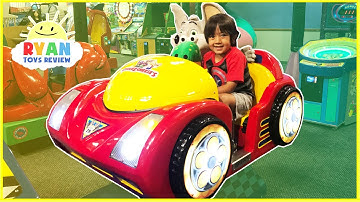 CHUCK E CHEESE FAMILY FUN Indoor games and Activities for Kids!