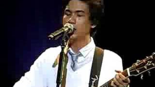 Eraserheads - Lightyears (LIVE, front row at Reunion Concert)