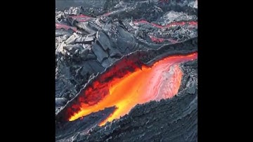 Amazing up close footage of Lava entering the ocean.