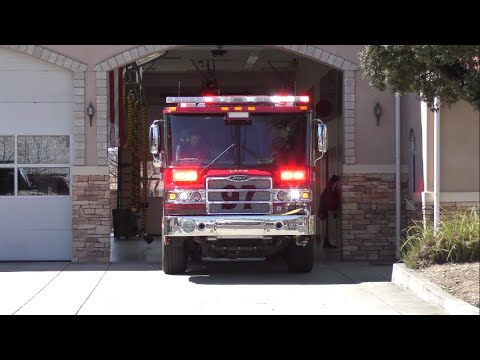 Livermore-Pleasanton Fire Dept. Engine 97 Responding - CODE 3
