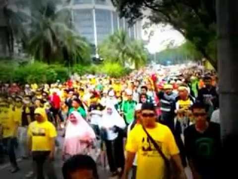 Ribuan rakyat mahu kdilan mnju stdium HKR112#KL112