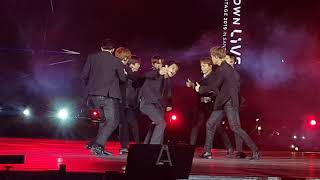 190119 EXO “엑소 (KoKoBop)” - SMTOWN Special Stage in Santiago 2019.