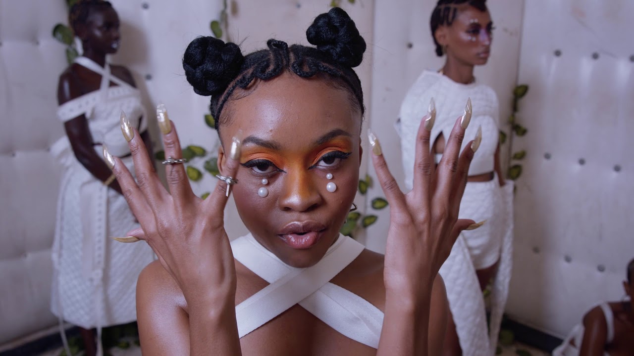 Mwanje - The Divine