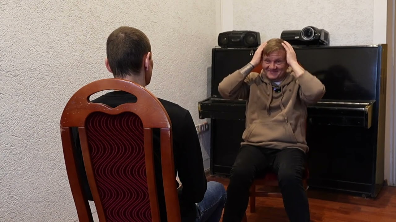 Lyg kino komedijoje: kalinys atsirakino duris ir pabėgo iš kalėjimo