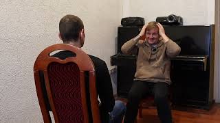 Lyg kino komedijoje: kalinys atsirakino duris ir pabėgo iš kalėjimo