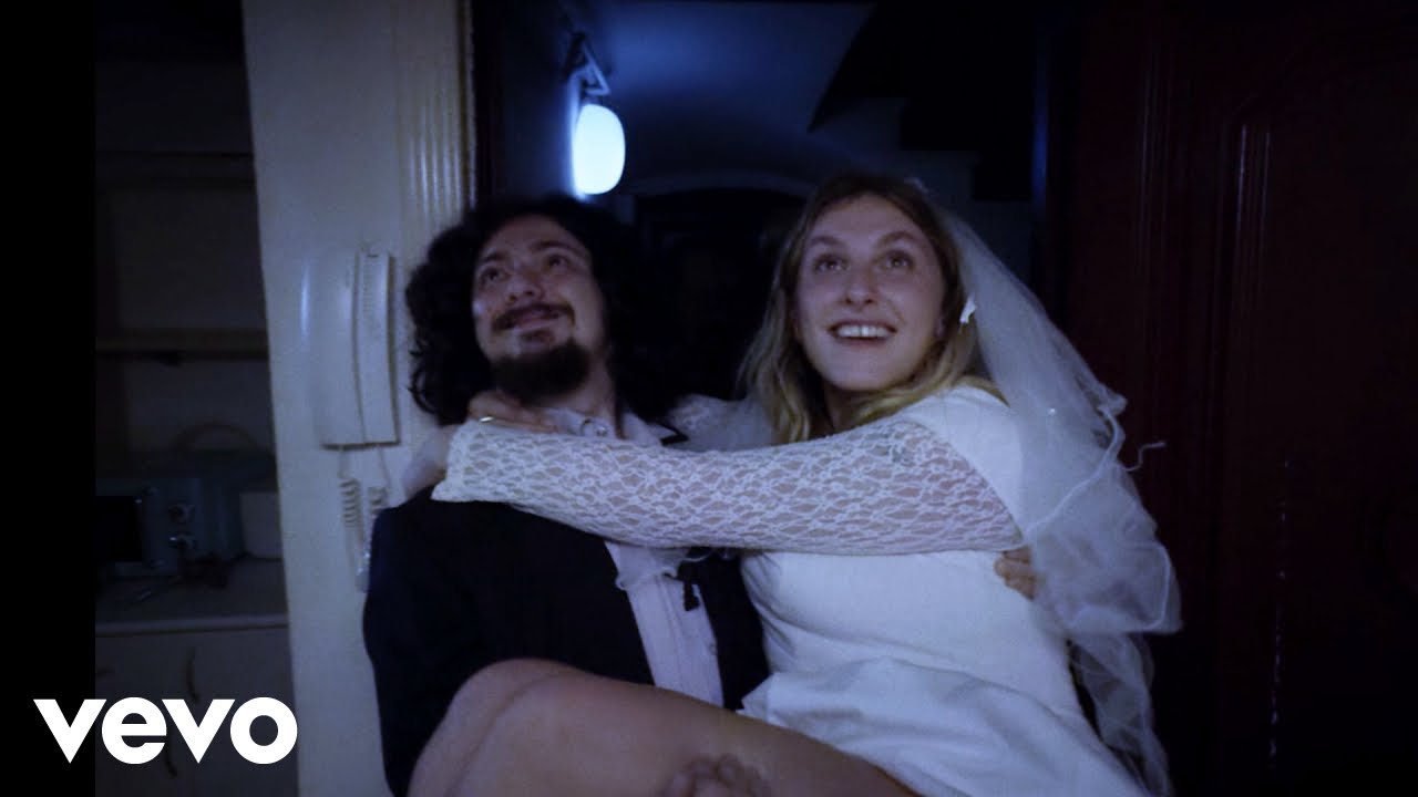 Watch La Ludwig Band - Que bonic! on YouTube Watch La Ludwig Band - Que bonic! on YouTube