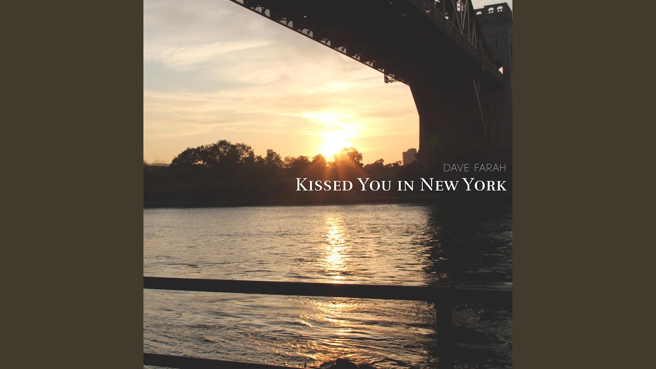 在 YouTube 上观看 Kissed You in New York 在 YouTube 上观看 Kissed You in New York