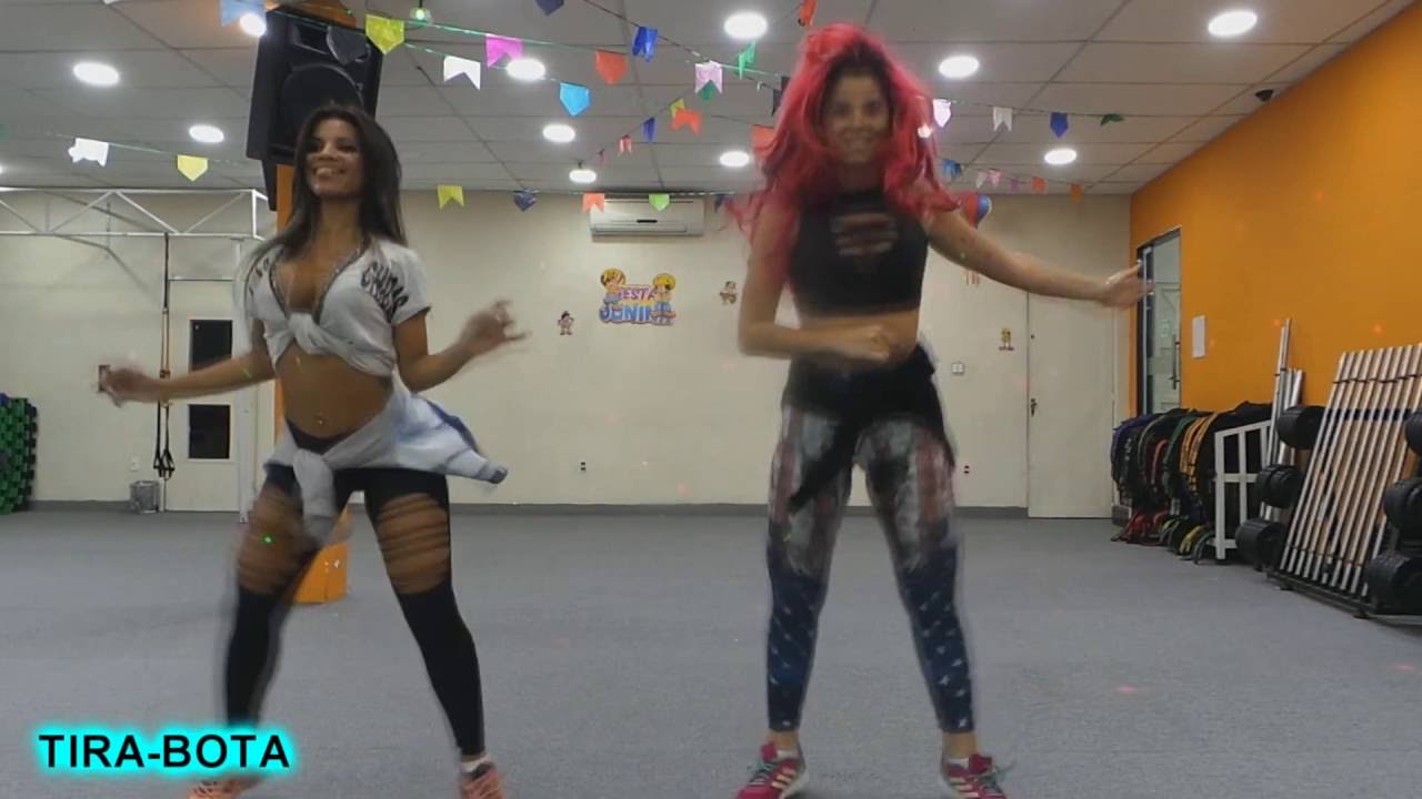 TIRA BOTA ALINE & AMANDA MIURY