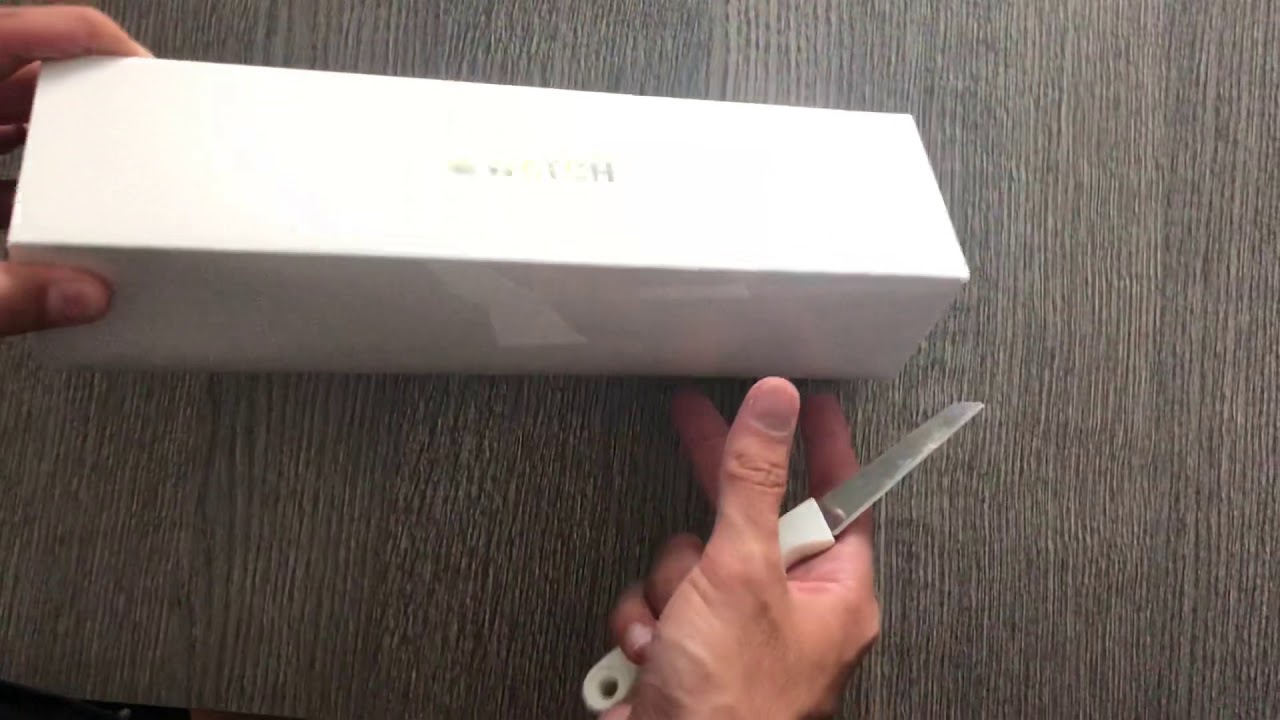 Apple Watch Series 5 Unboxing Space Black Titanium