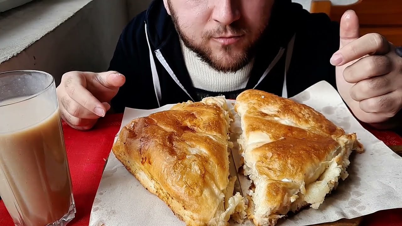 ASMR Тутманик и боза (Български храни)