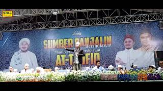 KH. ASNAWI SOFYAN & KH. MUDARRIS ABDUL WAHAB (Kiai KEREN vs Kiai TEGAS) di Pondok SUMBER PANJALIN