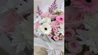 Pink and White Perfection — Stunning Bouquet Delights screenshot 5