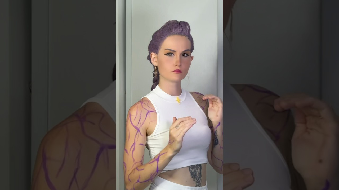 I love to unsettle your mind with my cosplay 😂