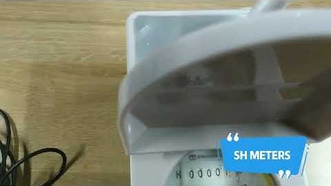 How do LoRa AMR water meters switch valves remotely?