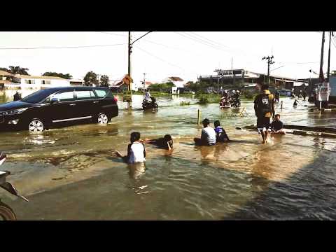 Hari Ini Sapan Bandung Kembali Dilanda Banjir ( Banjir Di Bandung )