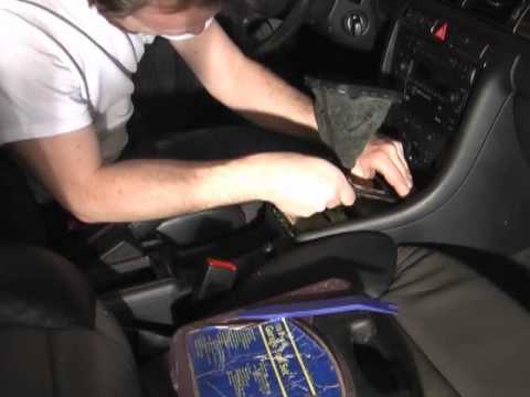 Audi A6 Allroad C5 How to remove the center rear console