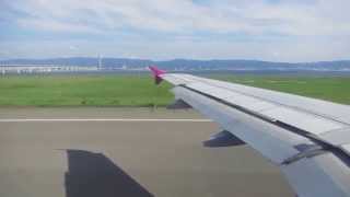 機窓　関西国際空港離陸　ピーチ・アビエーション　Kansai International Airport takeoff, Peach Aviation　(2015.9)