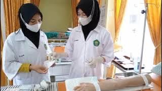 praktek perawatan infus