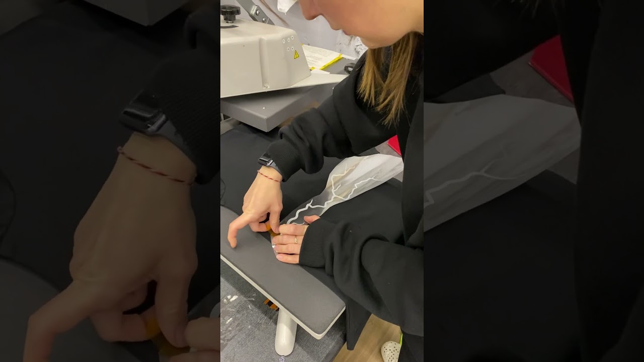 Процесс создания принта Бренд одежды Formatica. Футболка Молнии 2.0