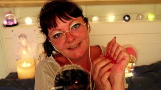 ASMR FR TRIGGERS SUR LE THEME DE LA COULEUR ROSE screenshot 4